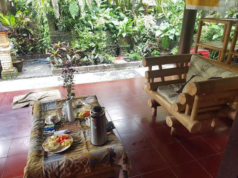 1Bd Guest House In Family Compound1, 15 Minute Walk To Yoga Barn Ubud Eksteriør billede